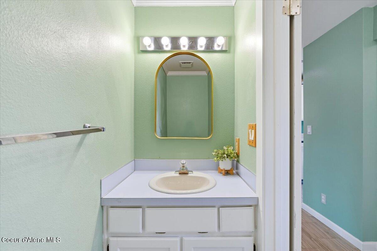 600 W Hubbard AVE, APT 12, Coeur d'Alene Unit: APT 12