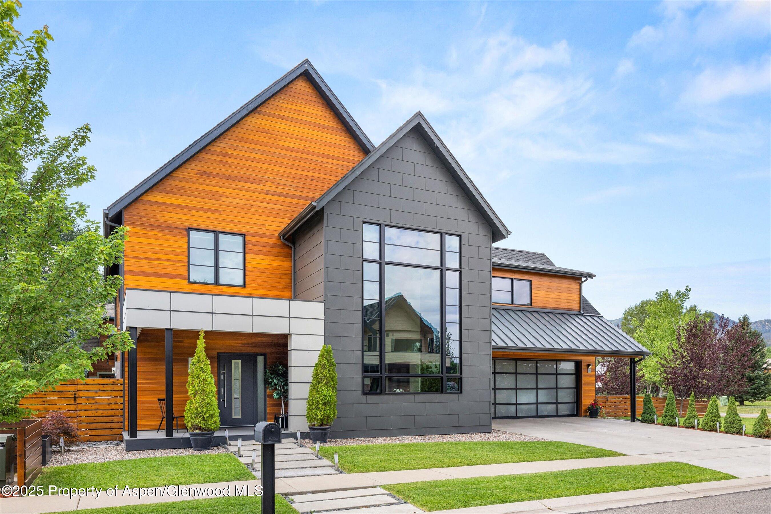 133 Valley Court