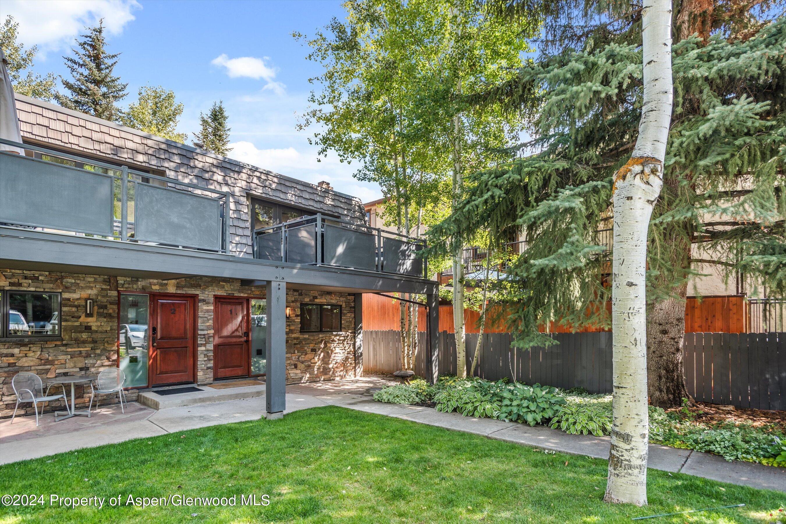 124 E Durant Avenue Unit 1