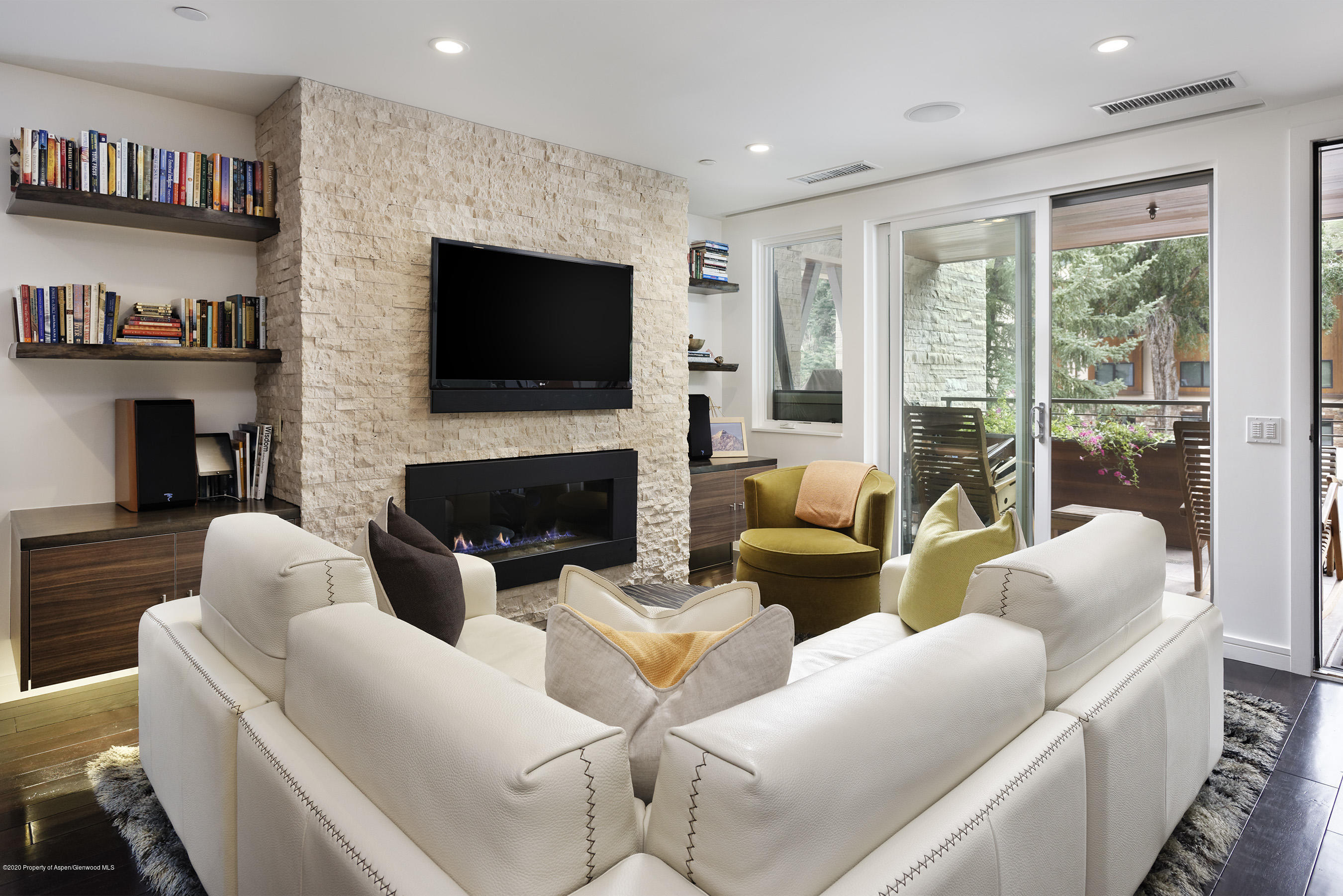 100 E Cooper Avenue 12