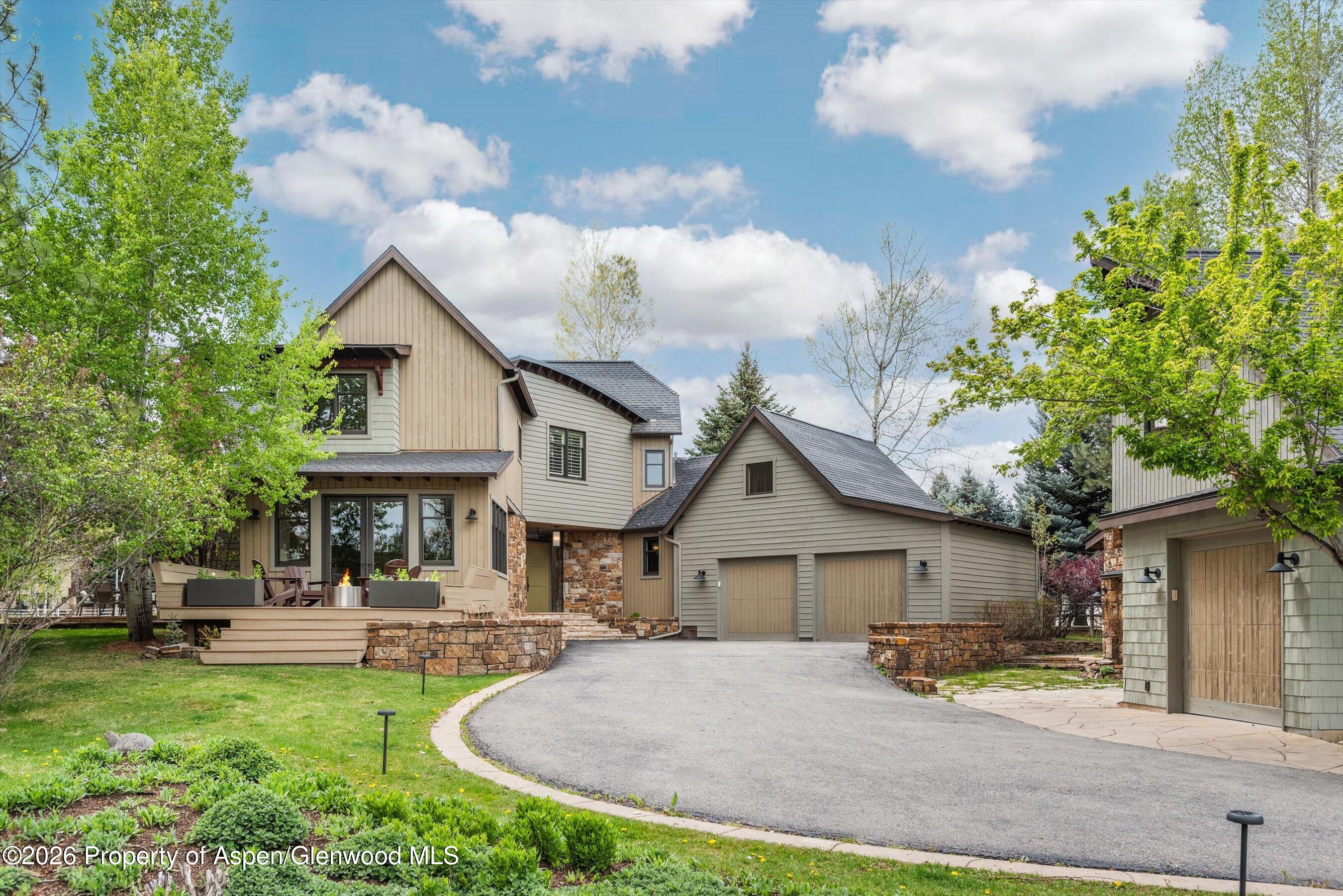 5125 Crystal Bridge Drive