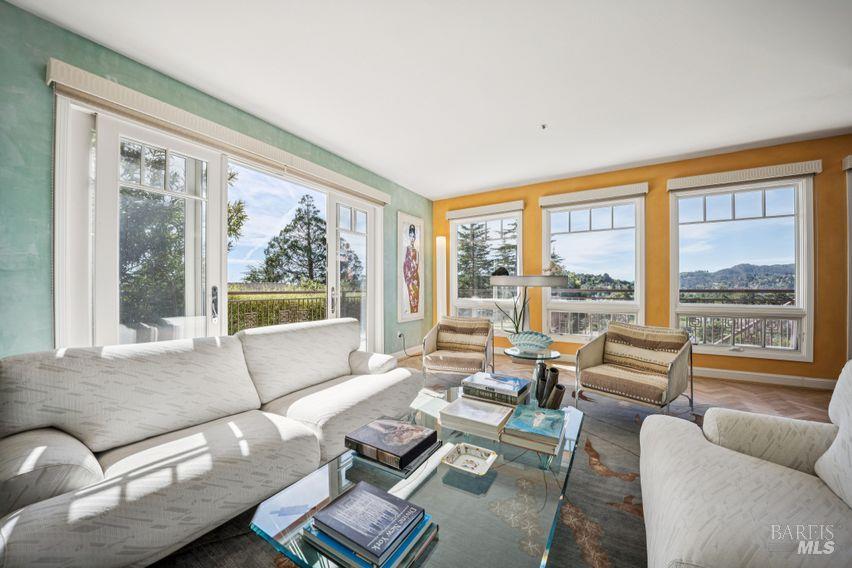 76 Bay Vista Drive