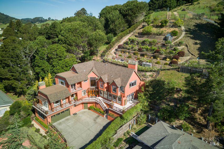 76 Bay Vista Drive
