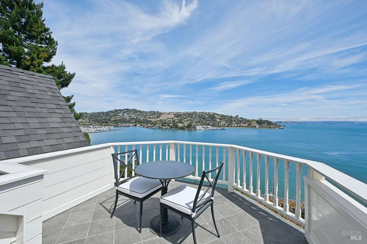 276 Beach Road