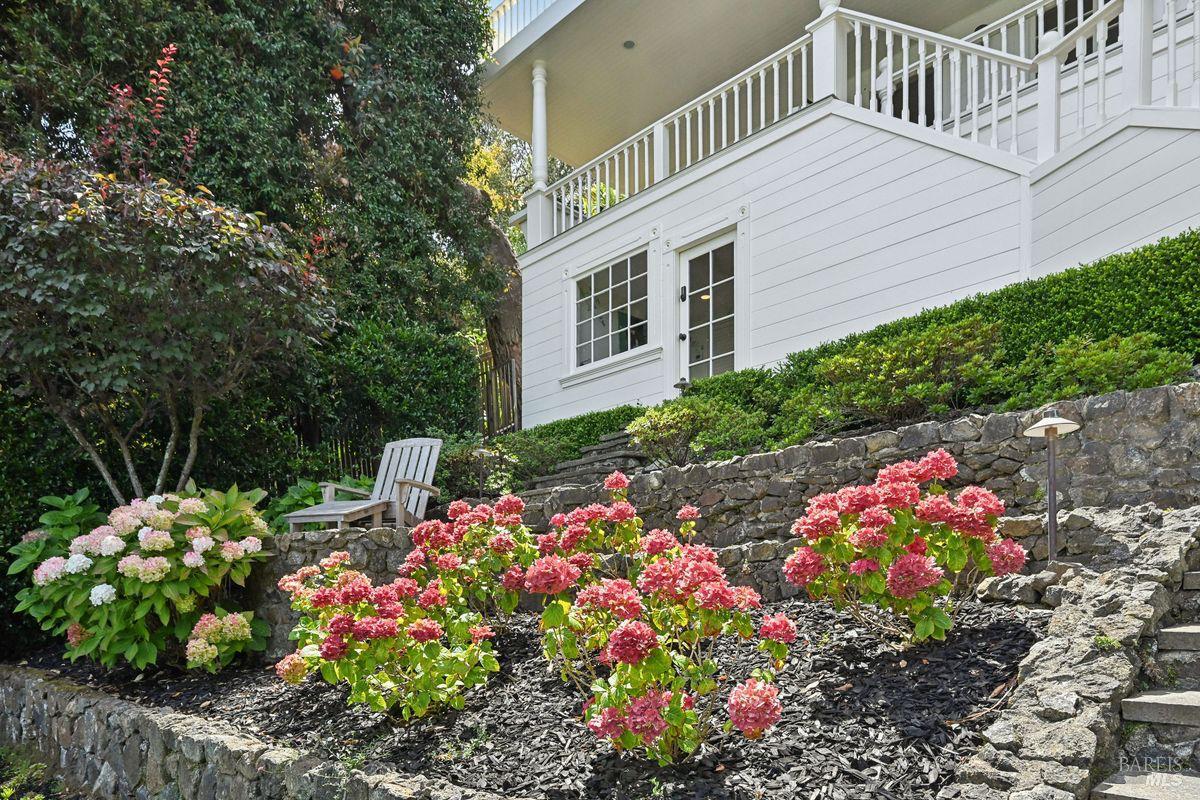 276 Beach Road