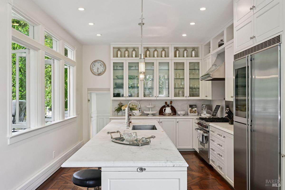 276 Beach Road