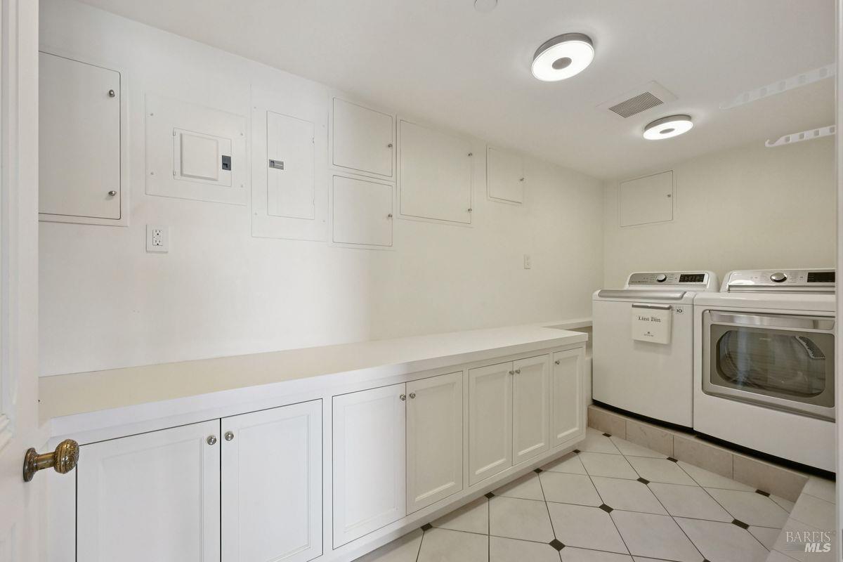 276 Beach Road