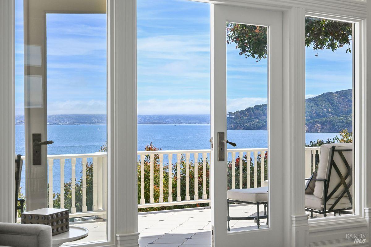 276 Beach Road