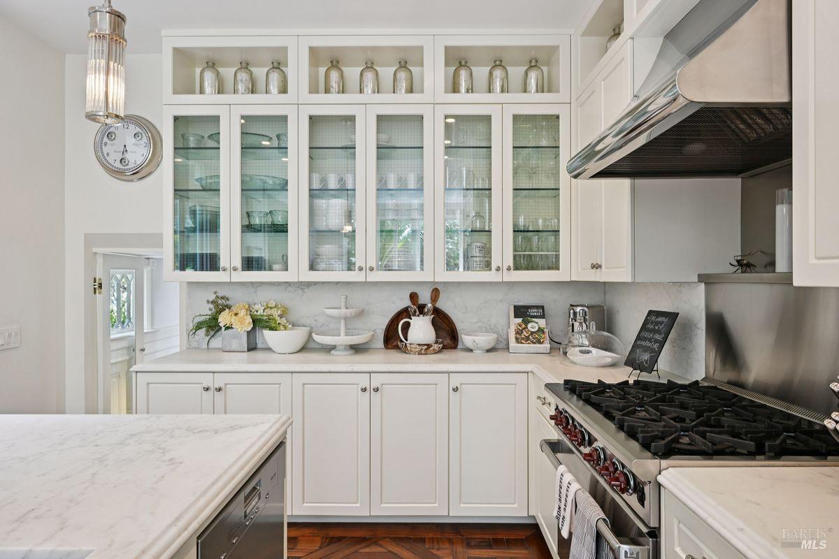 276 Beach Road