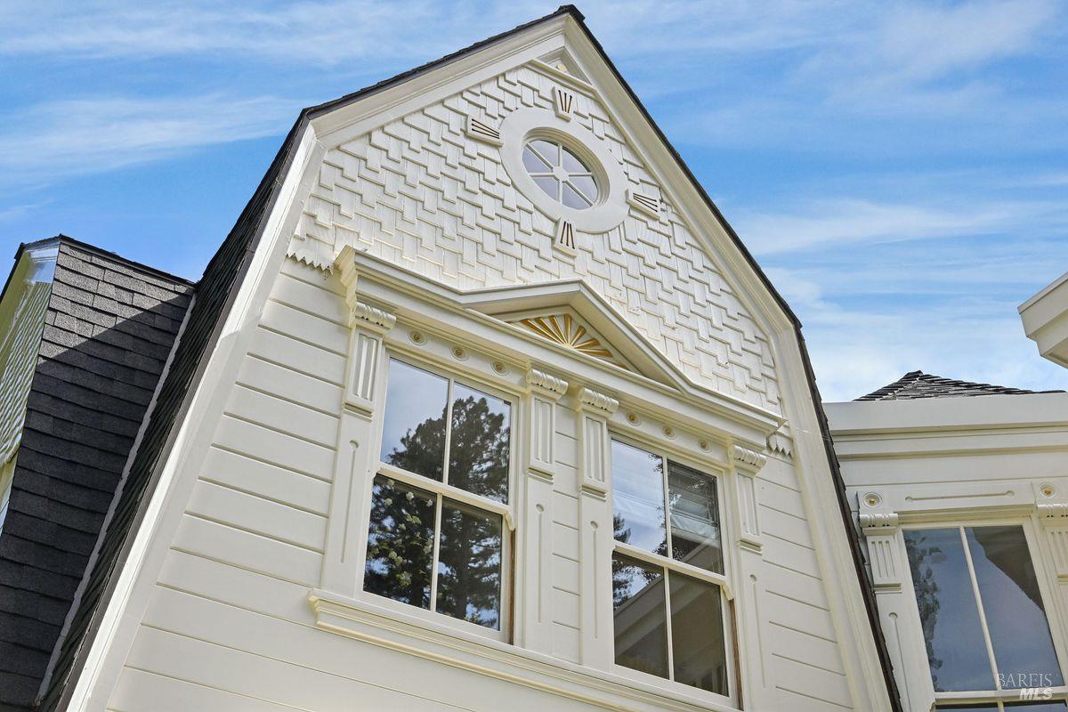 276 Beach Road