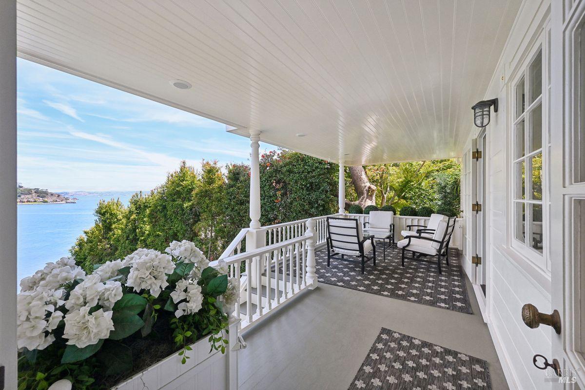 276 Beach Road