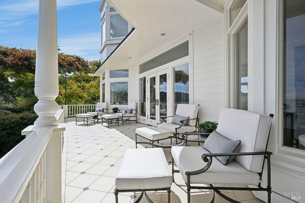 276 Beach Road