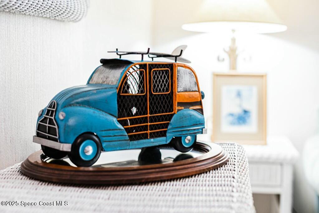 140 Satellite Avenue