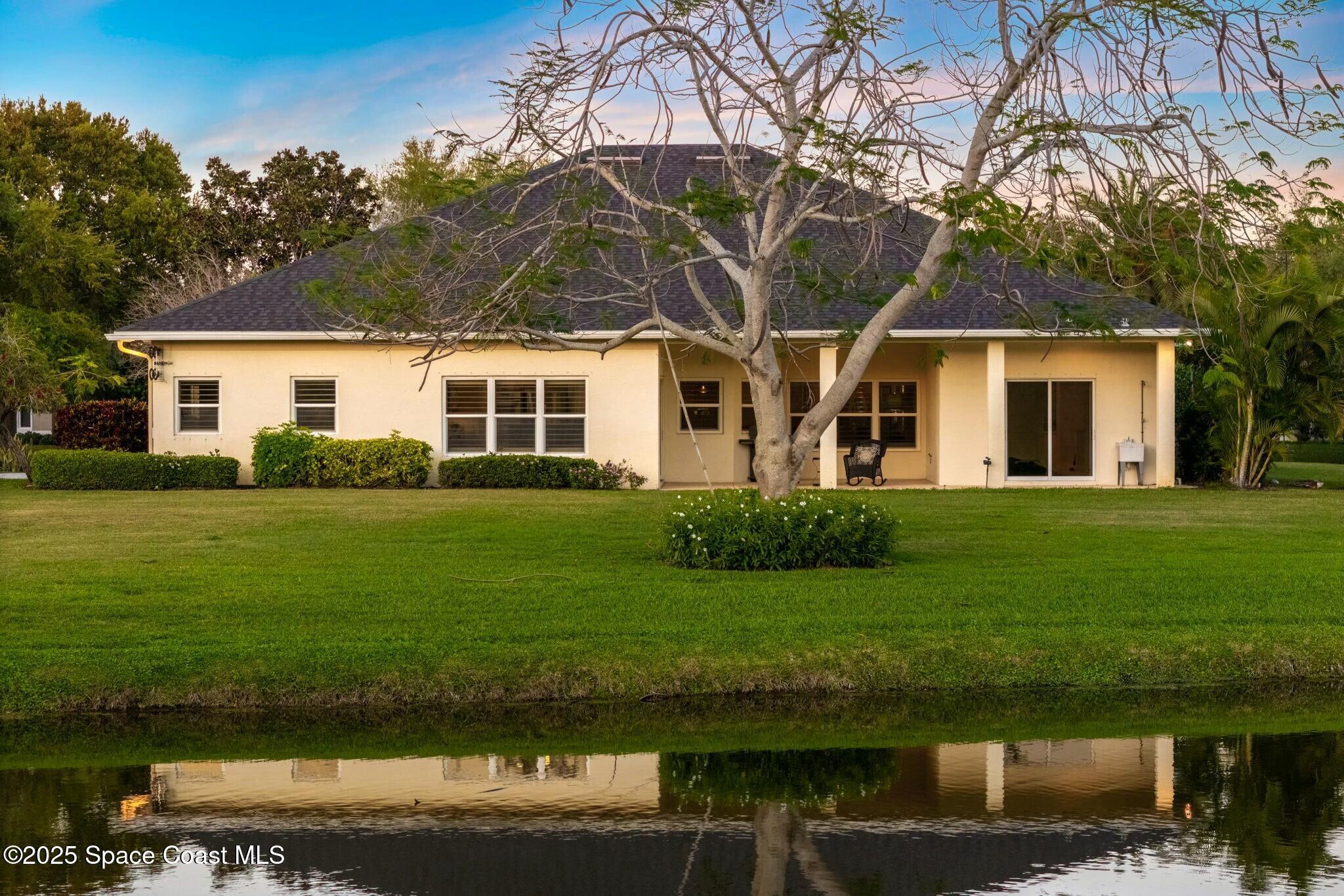 2942 Heritage Circle
