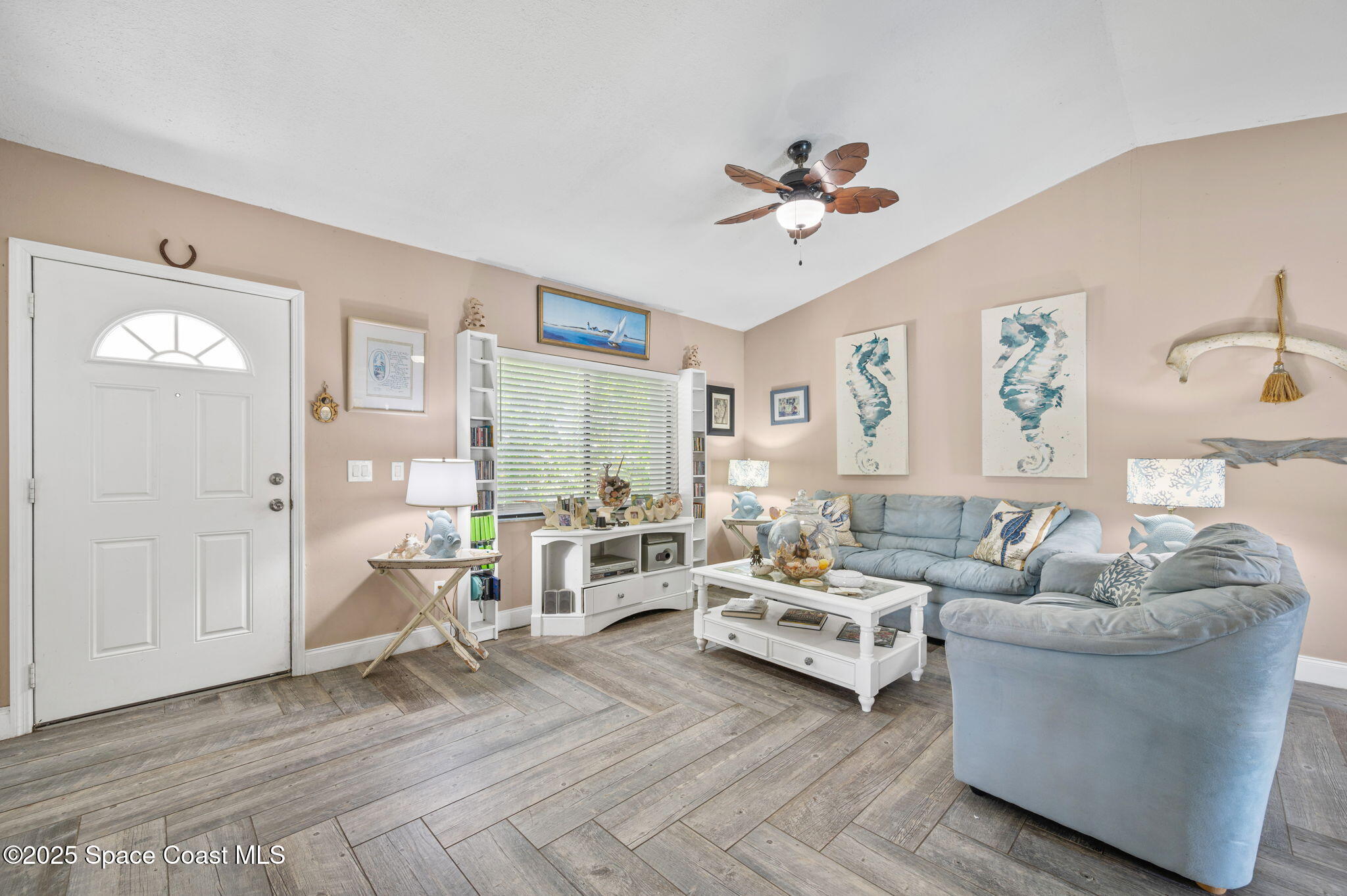 687 Di Lido Street NE
