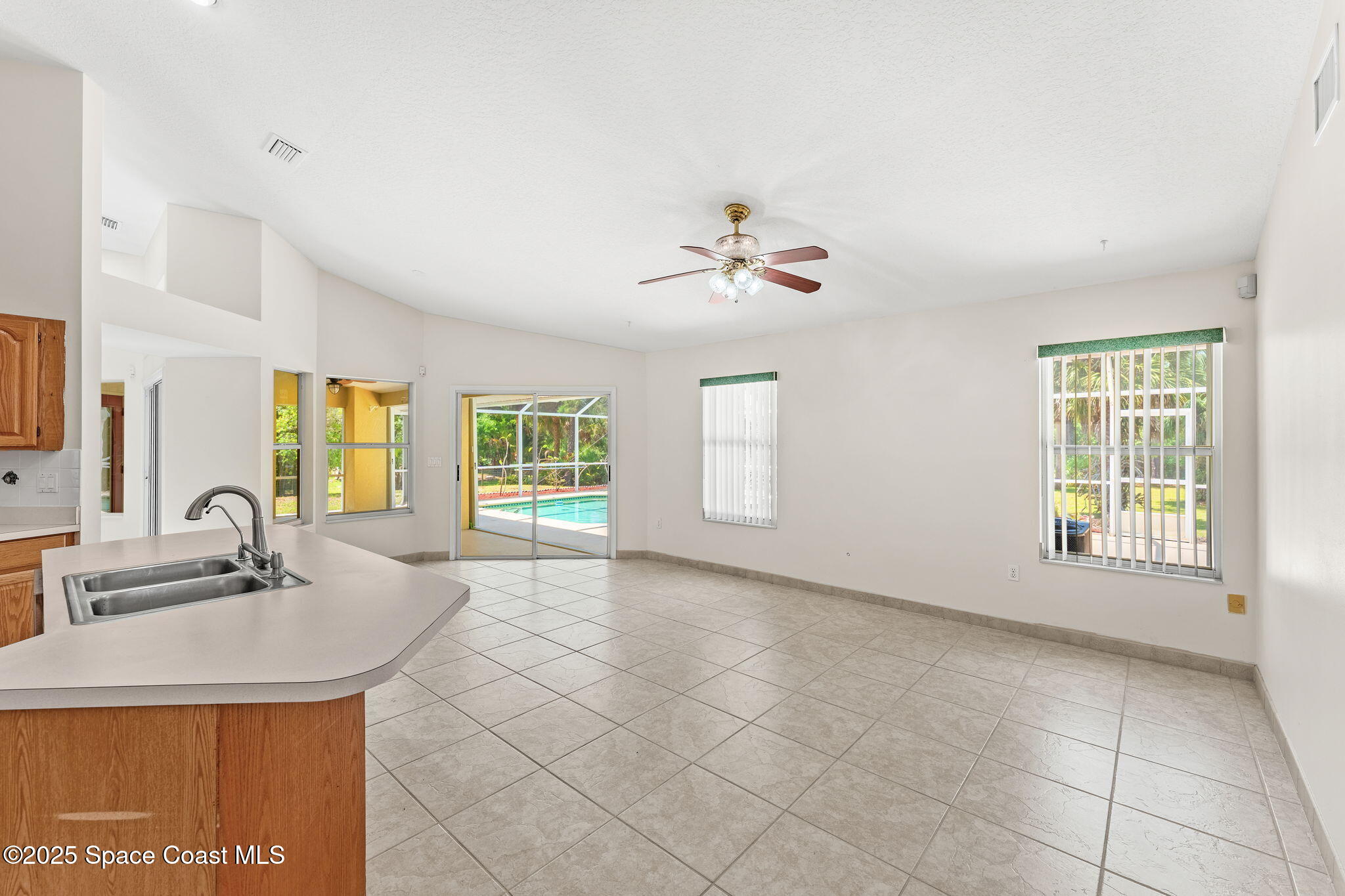 5900 Brabrook Avenue, Grant-Valkaria