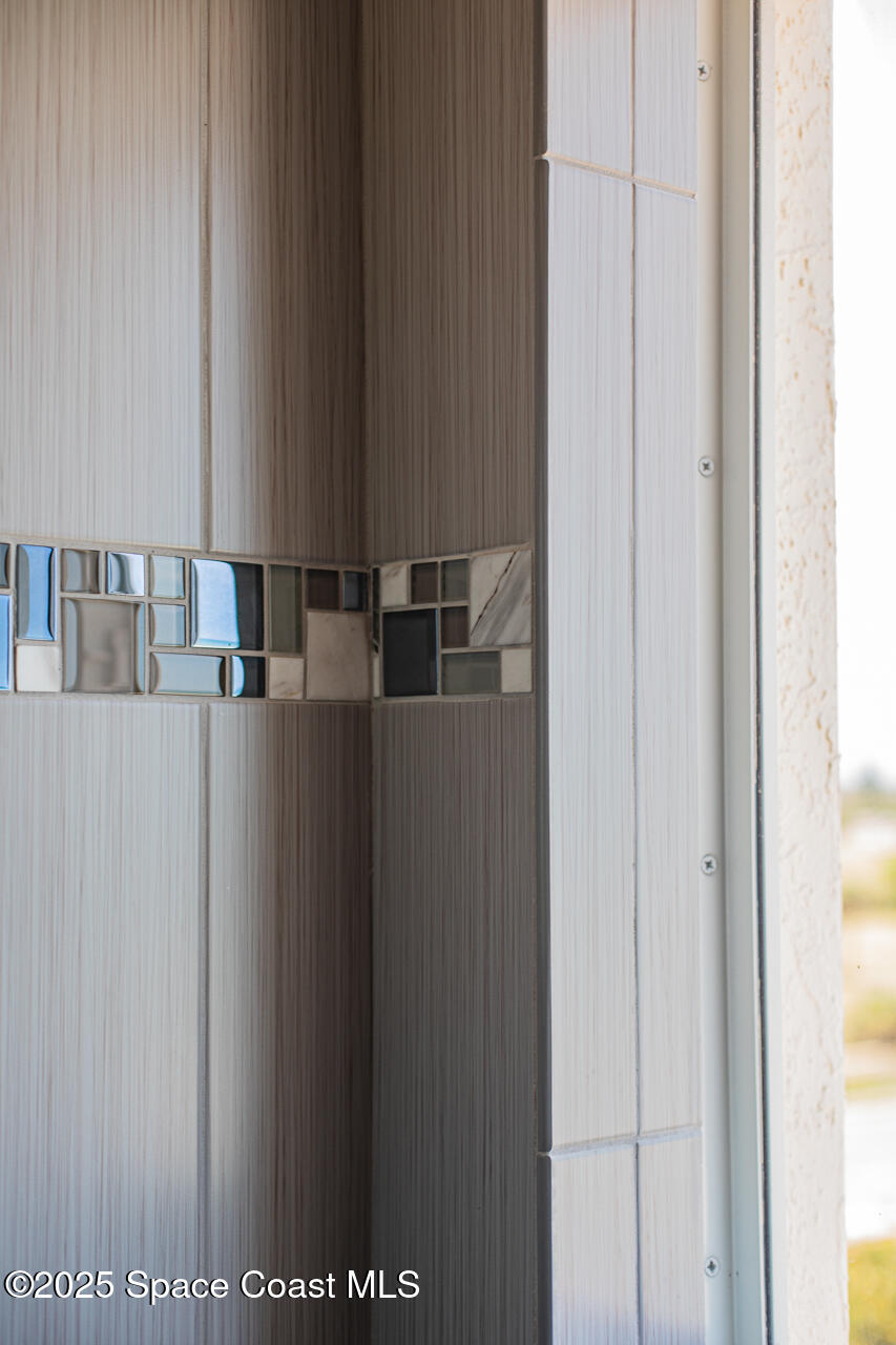 1025 Highway A1a, 501