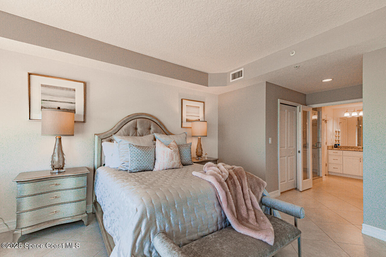 1025 Highway A1a, 501
