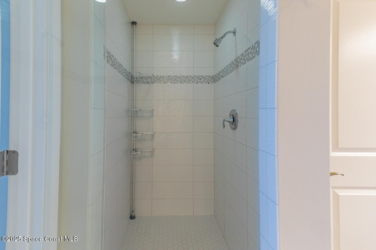 1025 Highway A1a, 501