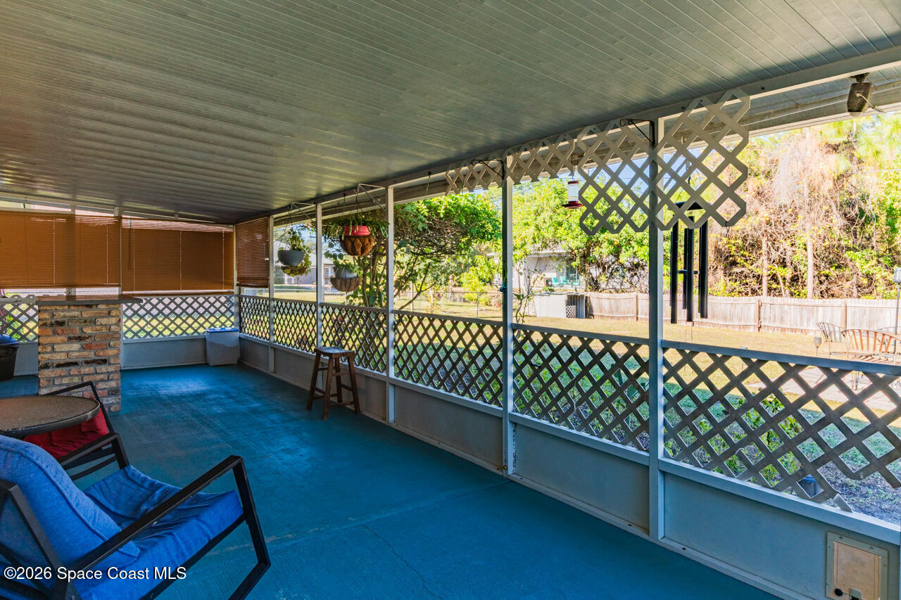 1117 Sapphire Street SE