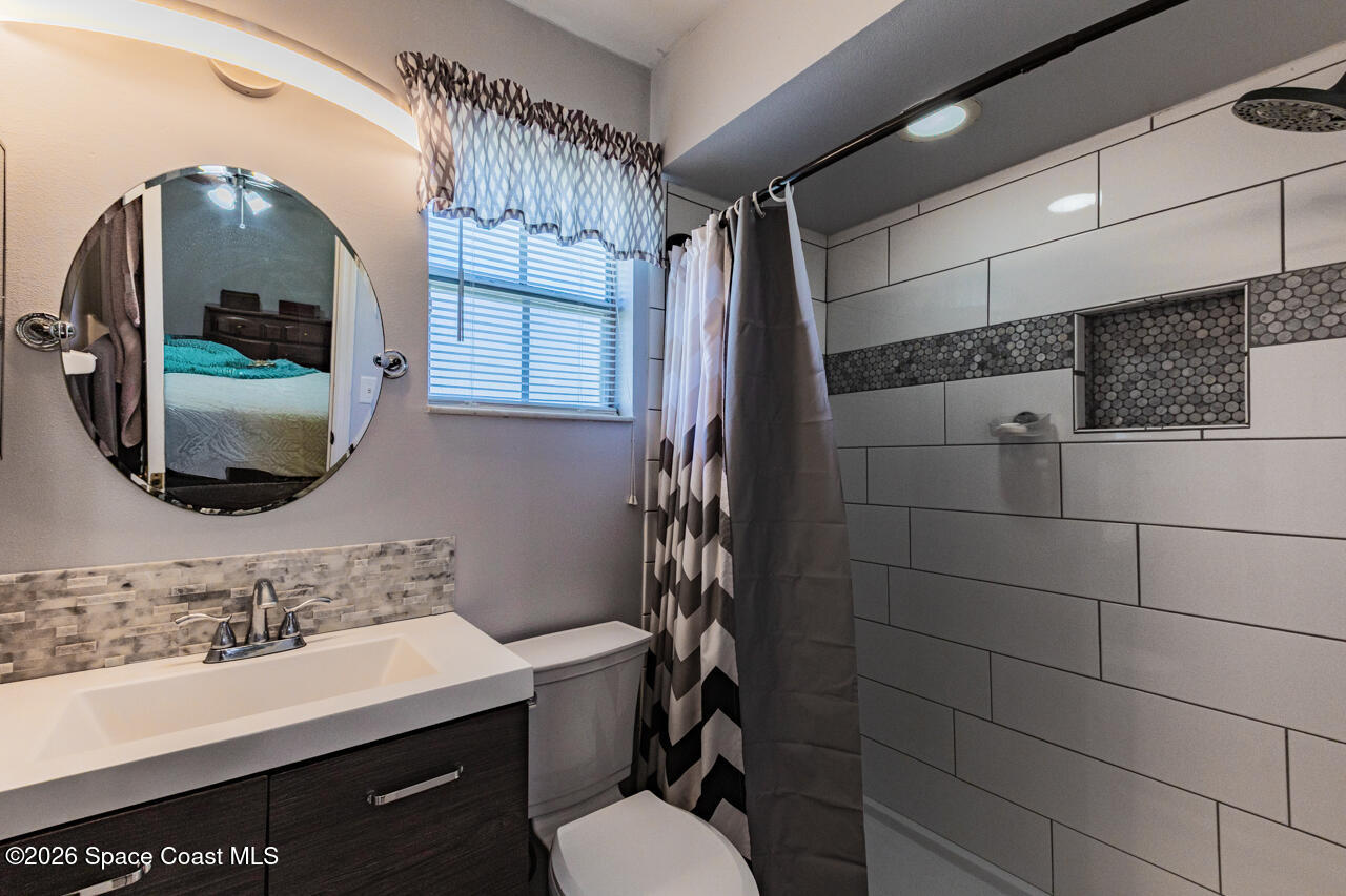 1117 Sapphire Street SE