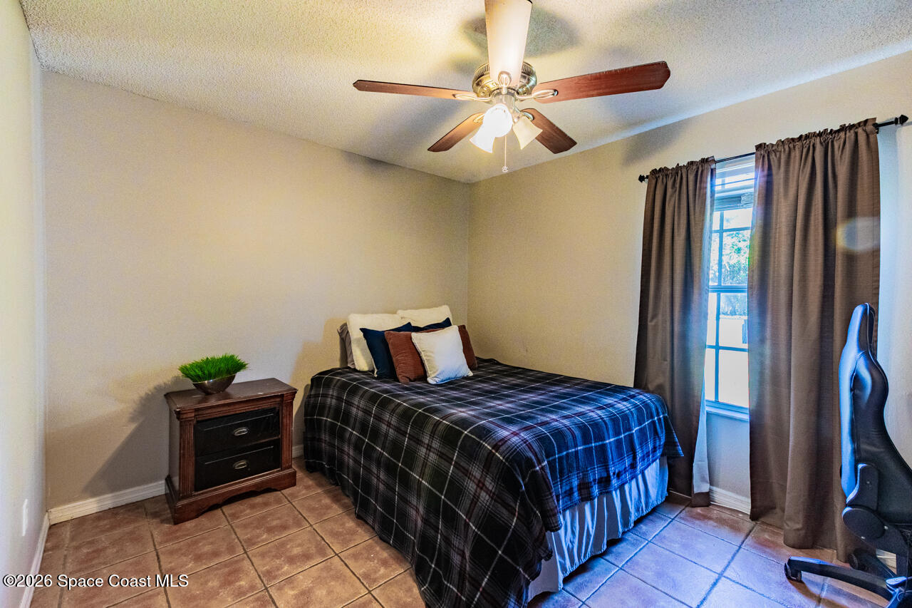 1117 Sapphire Street SE