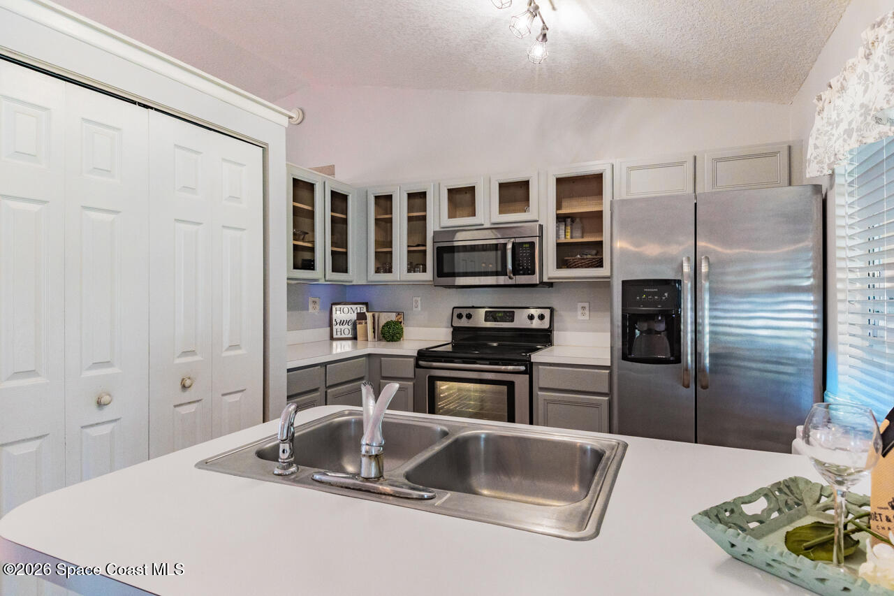 1117 Sapphire Street SE