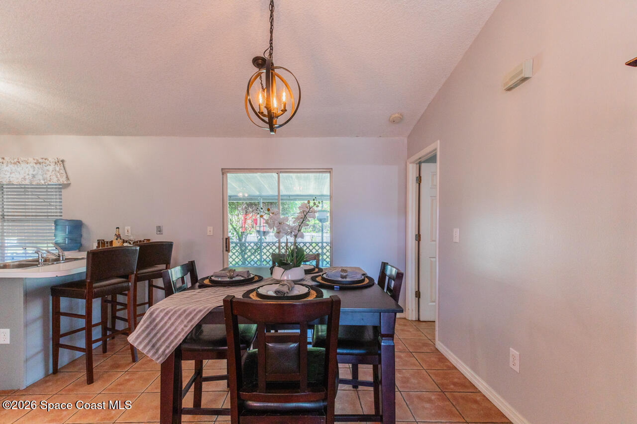 1117 Sapphire Street SE