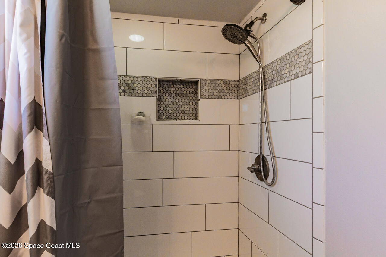 1117 Sapphire Street SE