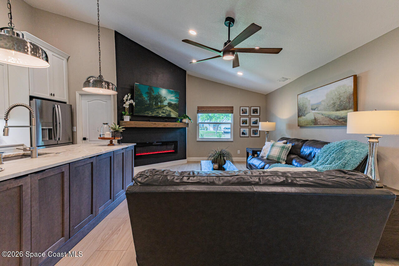 4001 Seattle Slew Lane, Grant-Valkaria