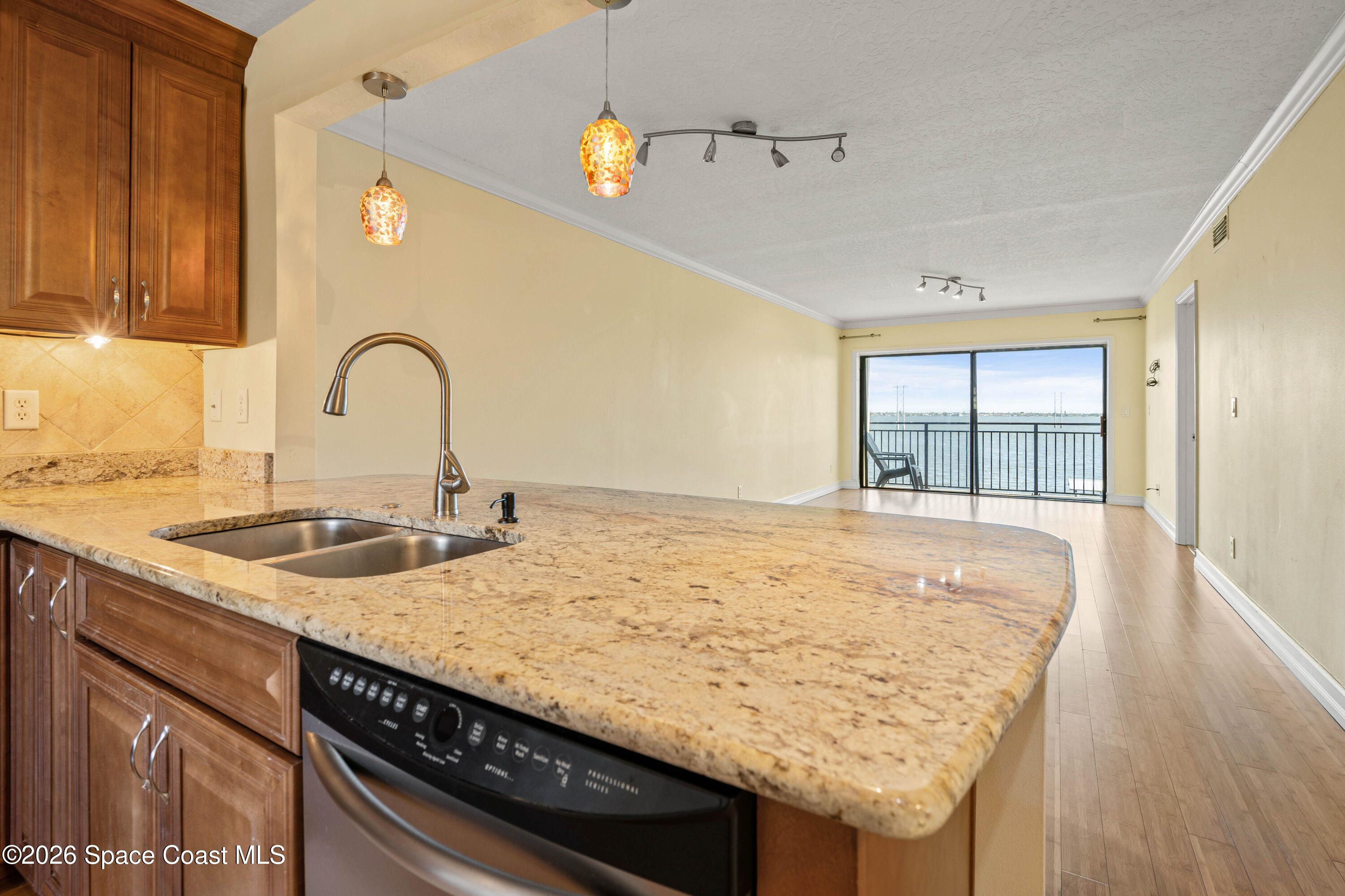 3901 Dixie Highway NE 405