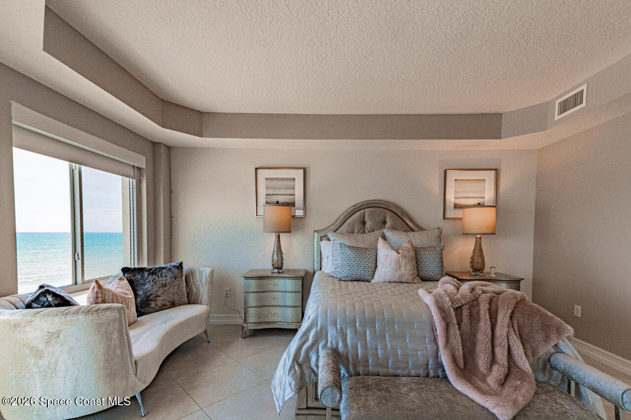 1025 Highway A1a 501