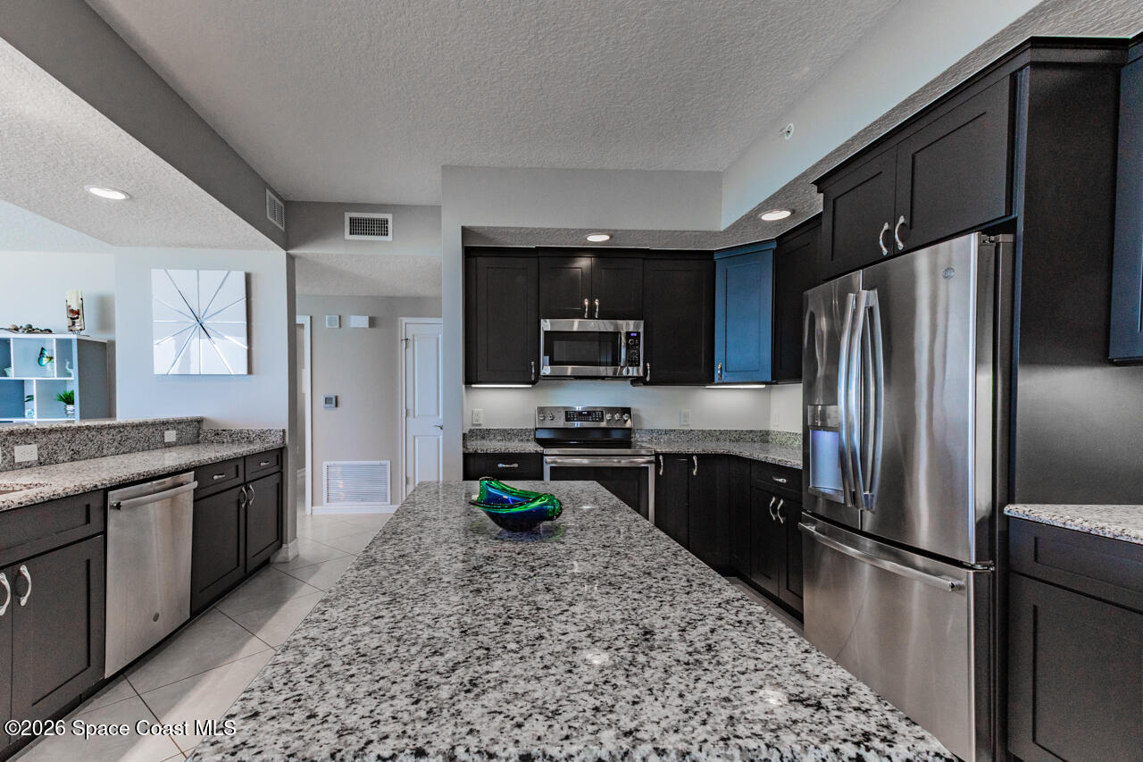 1025 Highway A1a 501