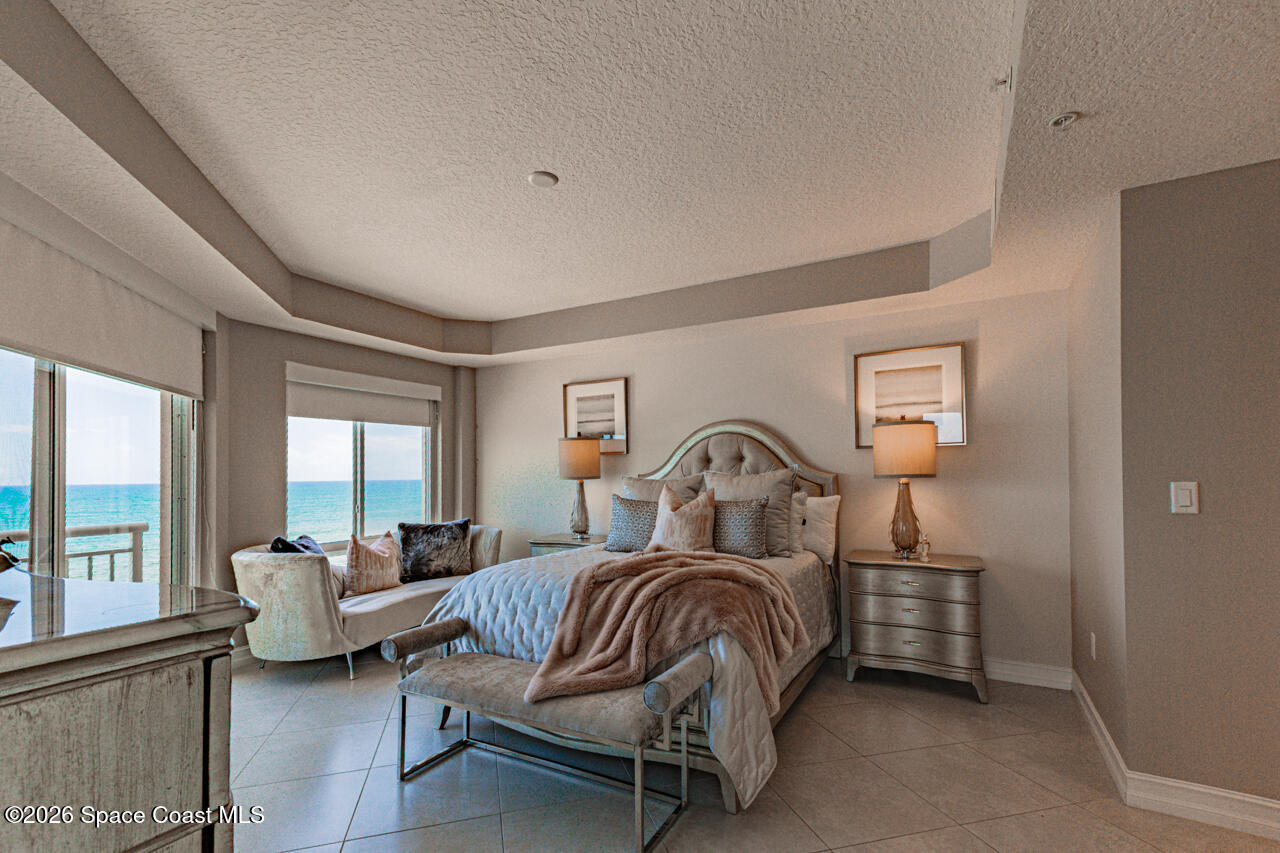 1025 Highway A1a 501