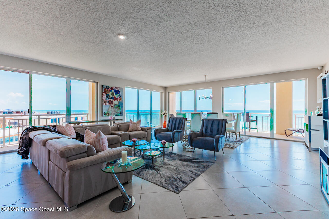 1025 Highway A1a 501