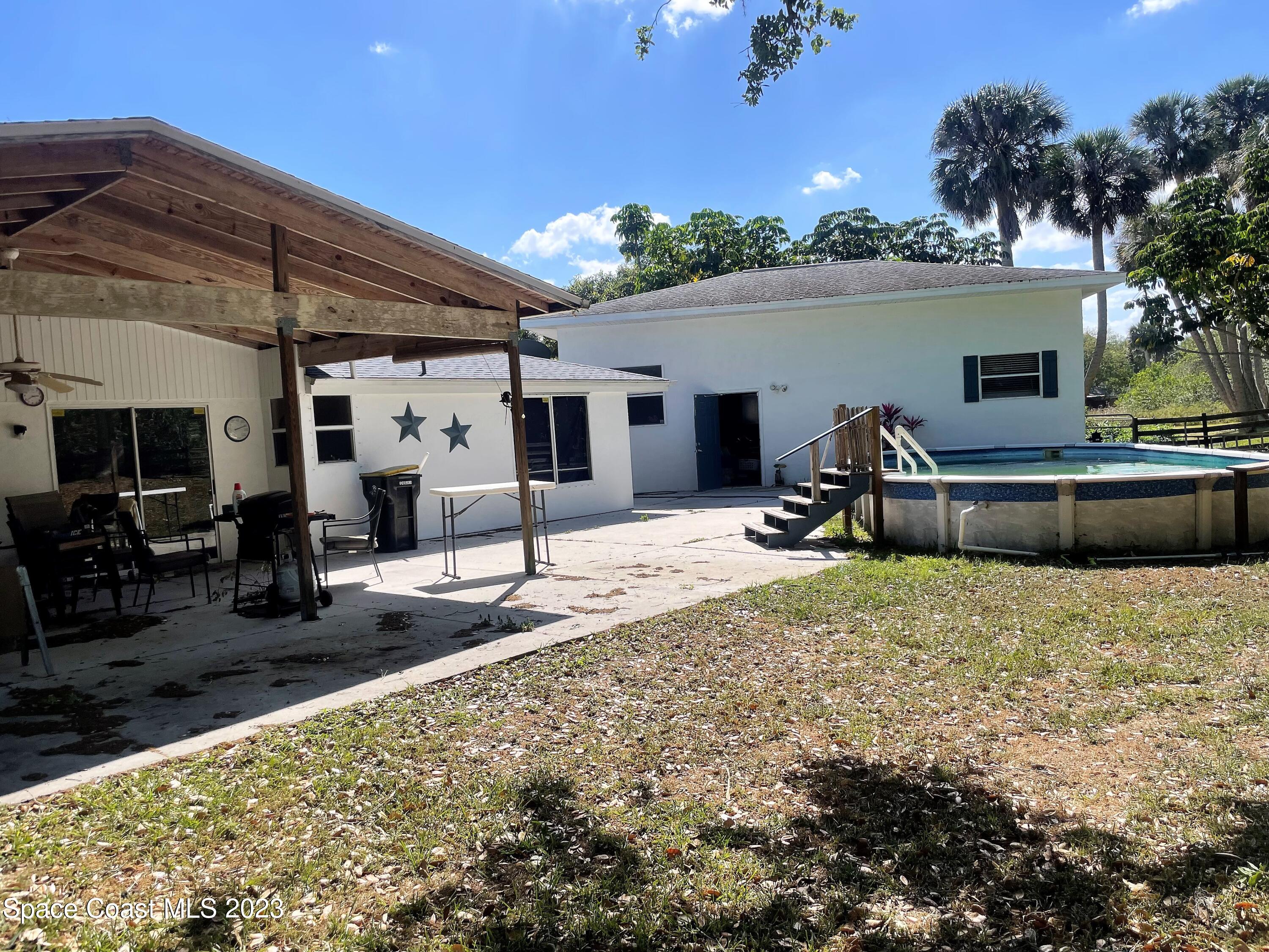 1249 Knollwood Road NE