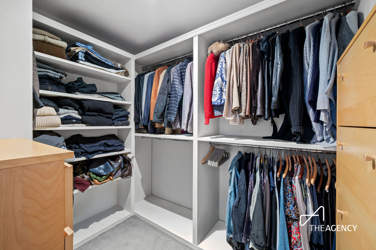 3 HANOVER Square 22B