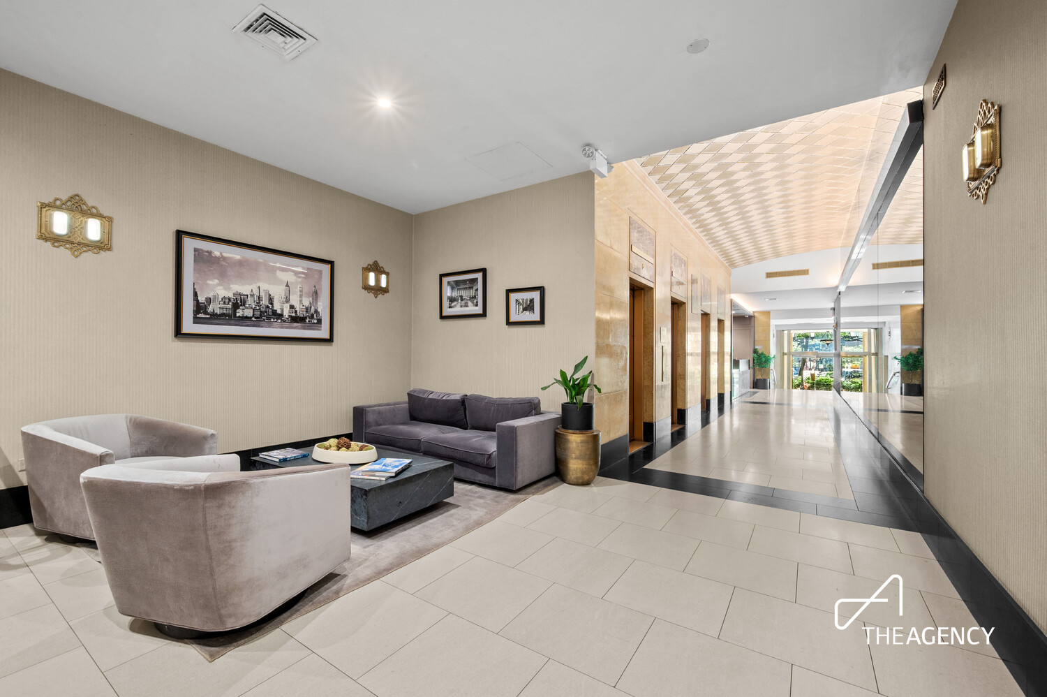 3 HANOVER Square 22B