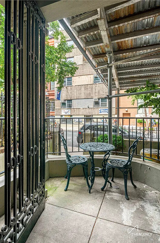 14 W 88TH Street A