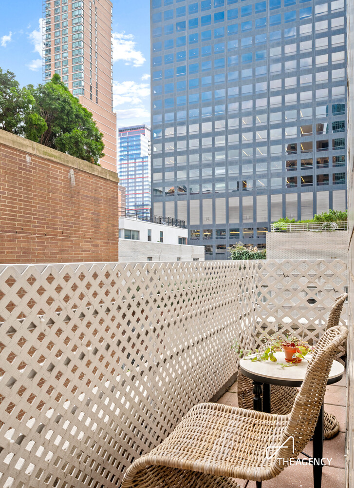 200 E 57TH Street 12D