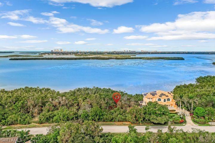 881 Whiskey Creek DR