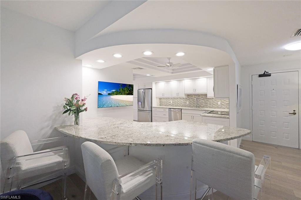 961 Collier CT # 109