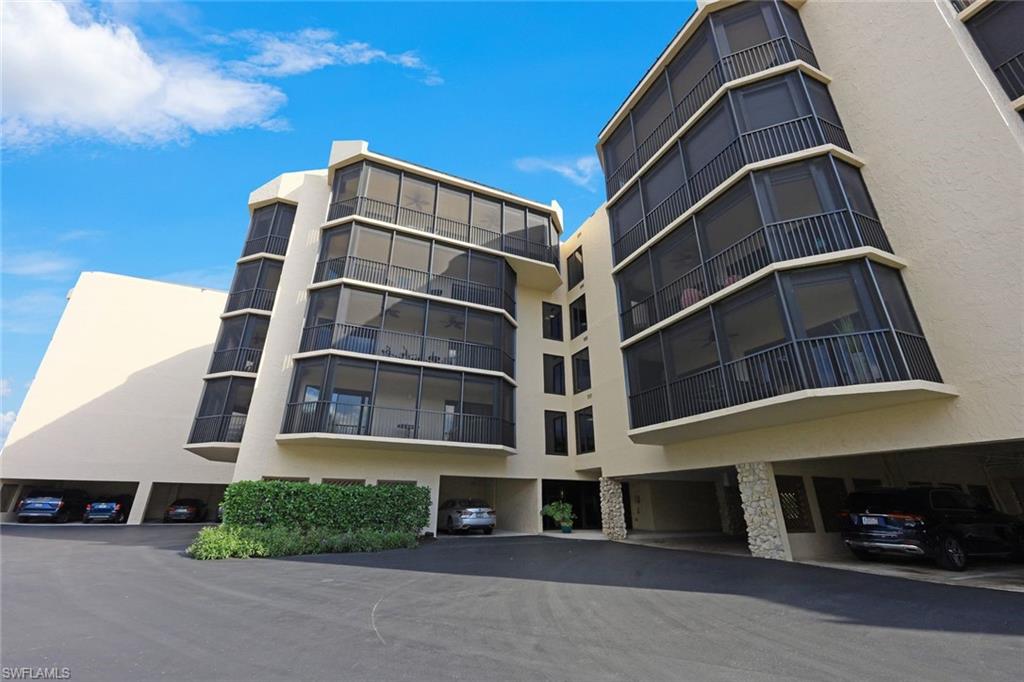 961 Collier CT # 109