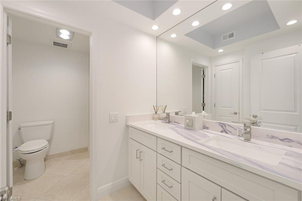 961 Collier CT # 109