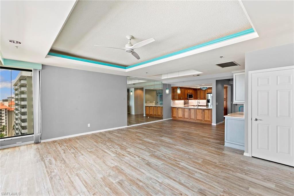 100 Collier BLVD N # 7 Unit: PH-7