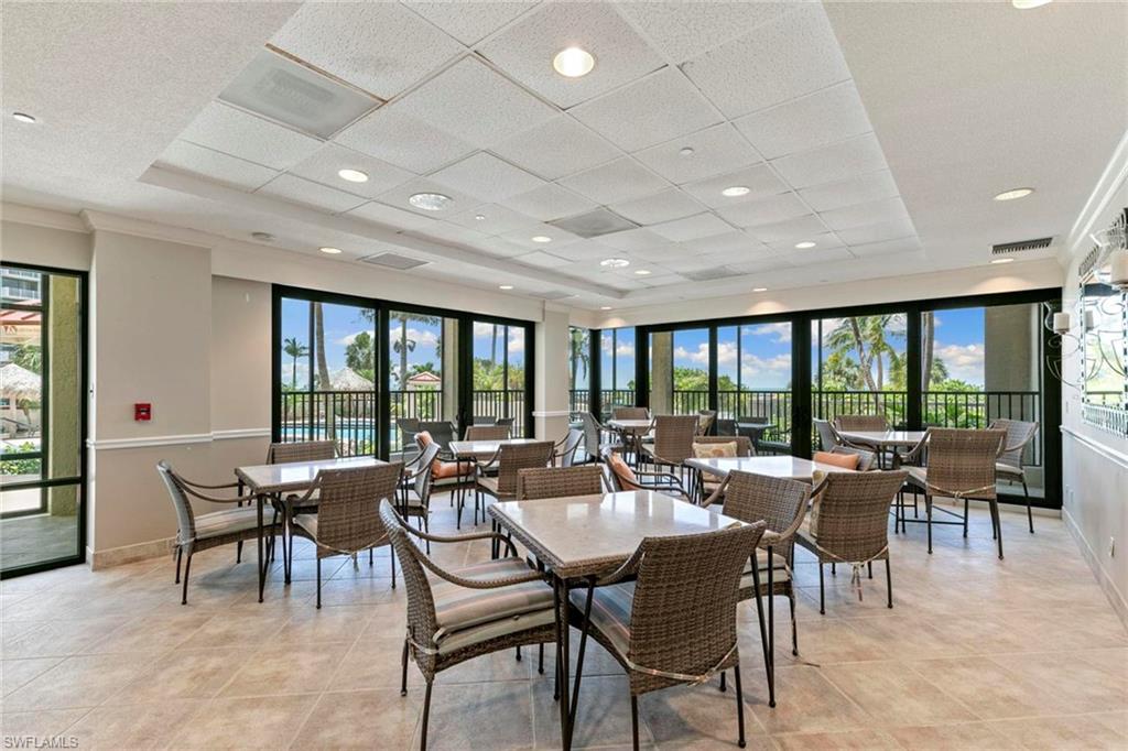 100 Collier BLVD N # 7 Unit: PH-7