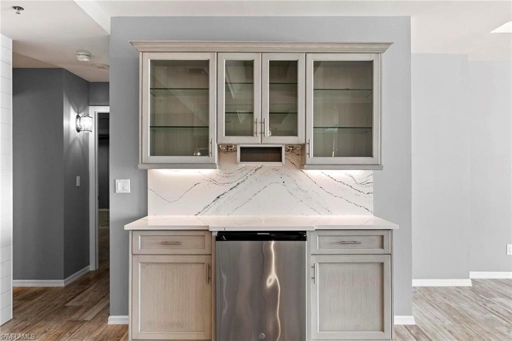 100 Collier BLVD N # 7 Unit: PH-7