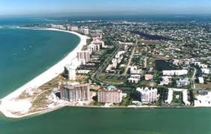 1709 WAVECREST COURT