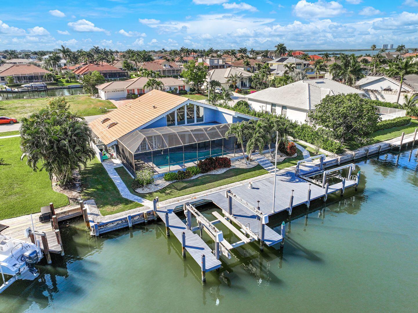 1709 WAVECREST COURT