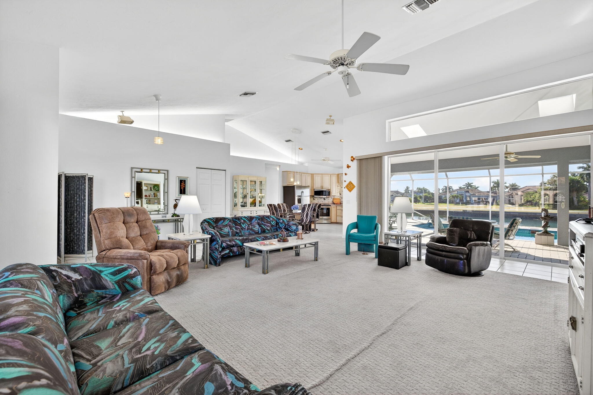 489 ADIRONDACK COURT